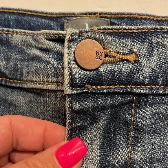 SOHO NY women’s distressed soft cotton stretch denim shorts jean high rise sz 14 - Picture 5 of 12